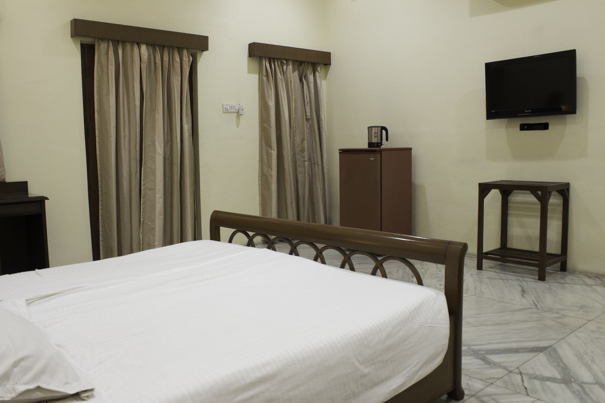 Turf Club House Hotell Pune Exteriör bild